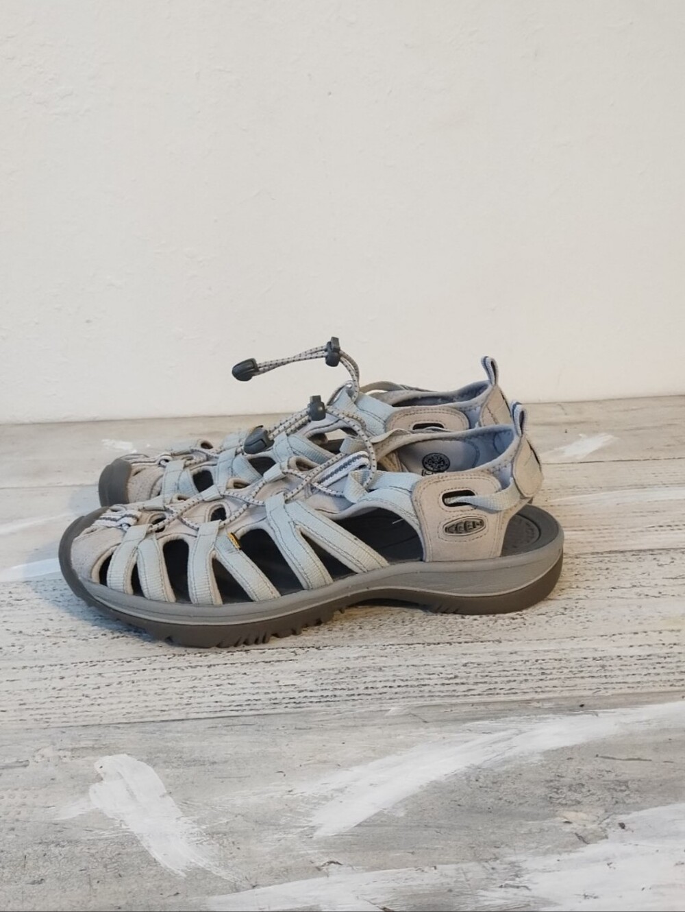 KEEN Gray waterproof Sandals U.S.A women's Size10.5 /UK size 8 women's good
